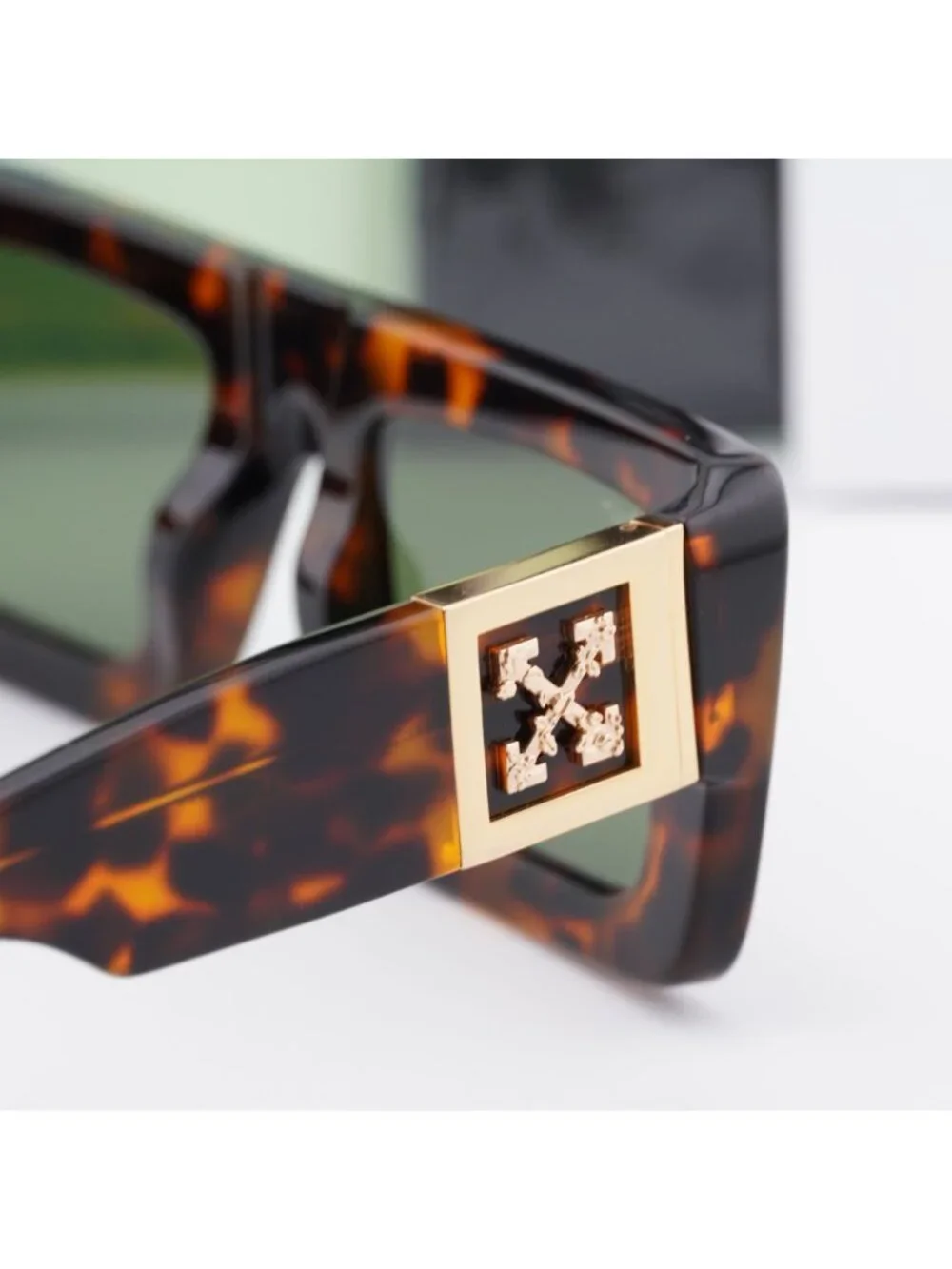 Off-White OERI049 LEONARDO 1605 Square Sunglasses – Havana / Green
